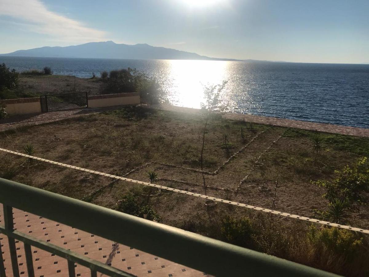 Appartement Step To The Sea Fast Wifi Double Ac Saranda